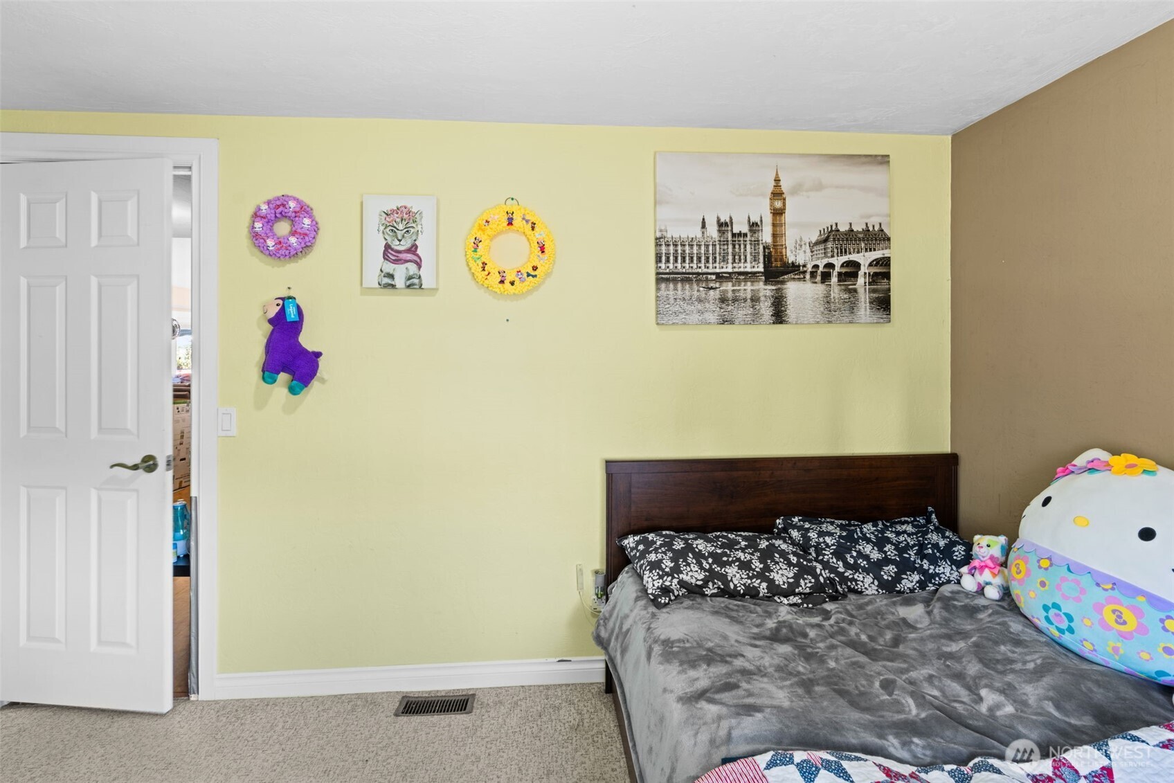 Kent, Washington 98042, United States, 3 Bedrooms Bedrooms, ,2 BathroomsBathrooms,Residential,Active,208767