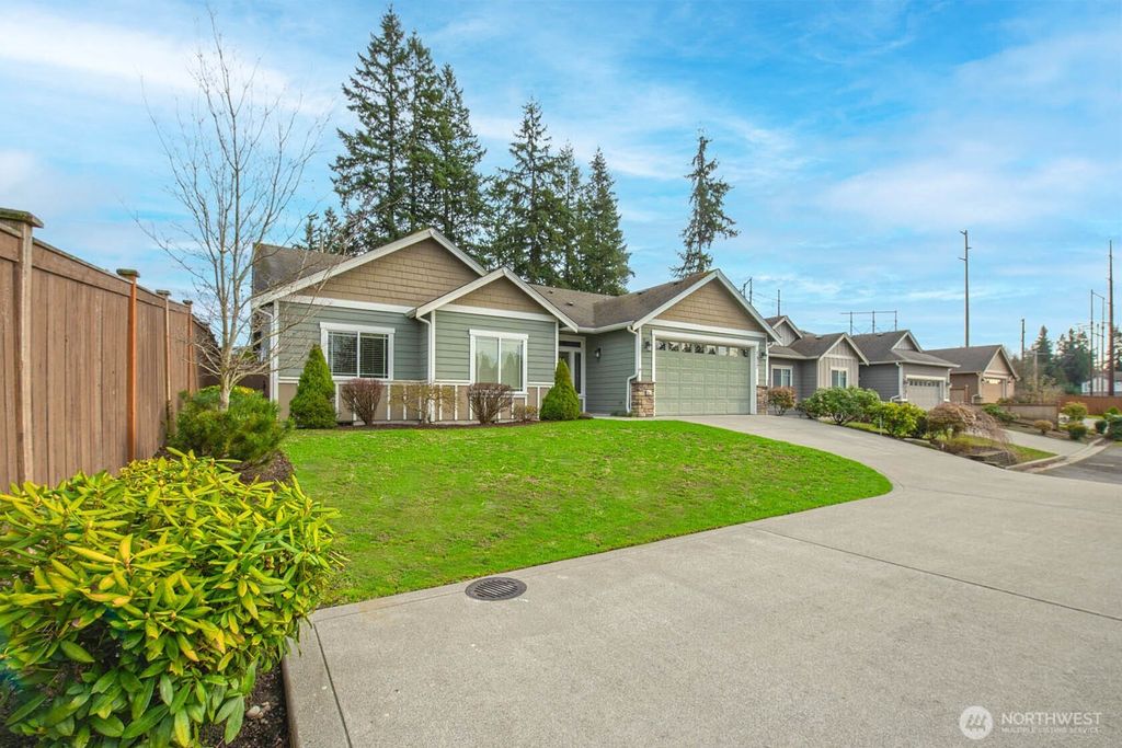 Photo of 7517 Broadway, Everett, WA 98203 (MLS # 2475739)