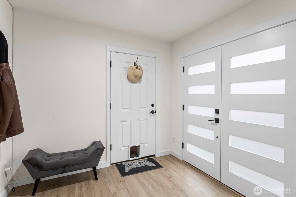 Photo of 10615 2nd Place SW, Seattle, WA 98146 (MLS # 2455783)