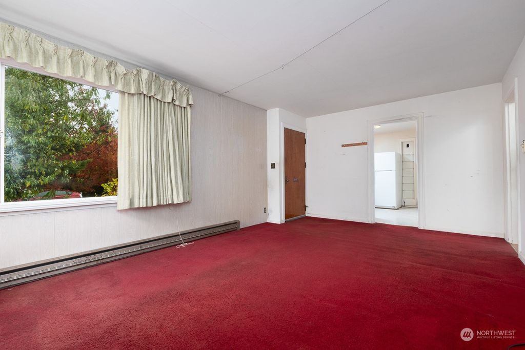 Photo of 8815 Densmore Avenue N, Seattle, WA 98103 (MLS # 2308594)