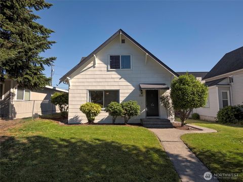Photo of 1615 E Wright Avenue, Tacoma, WA 98404 (MLS # 2540653)