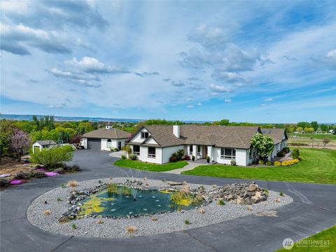 Photo of 531 Summers Circle, Walla Walla, WA 99362 (MLS # 2458216)
