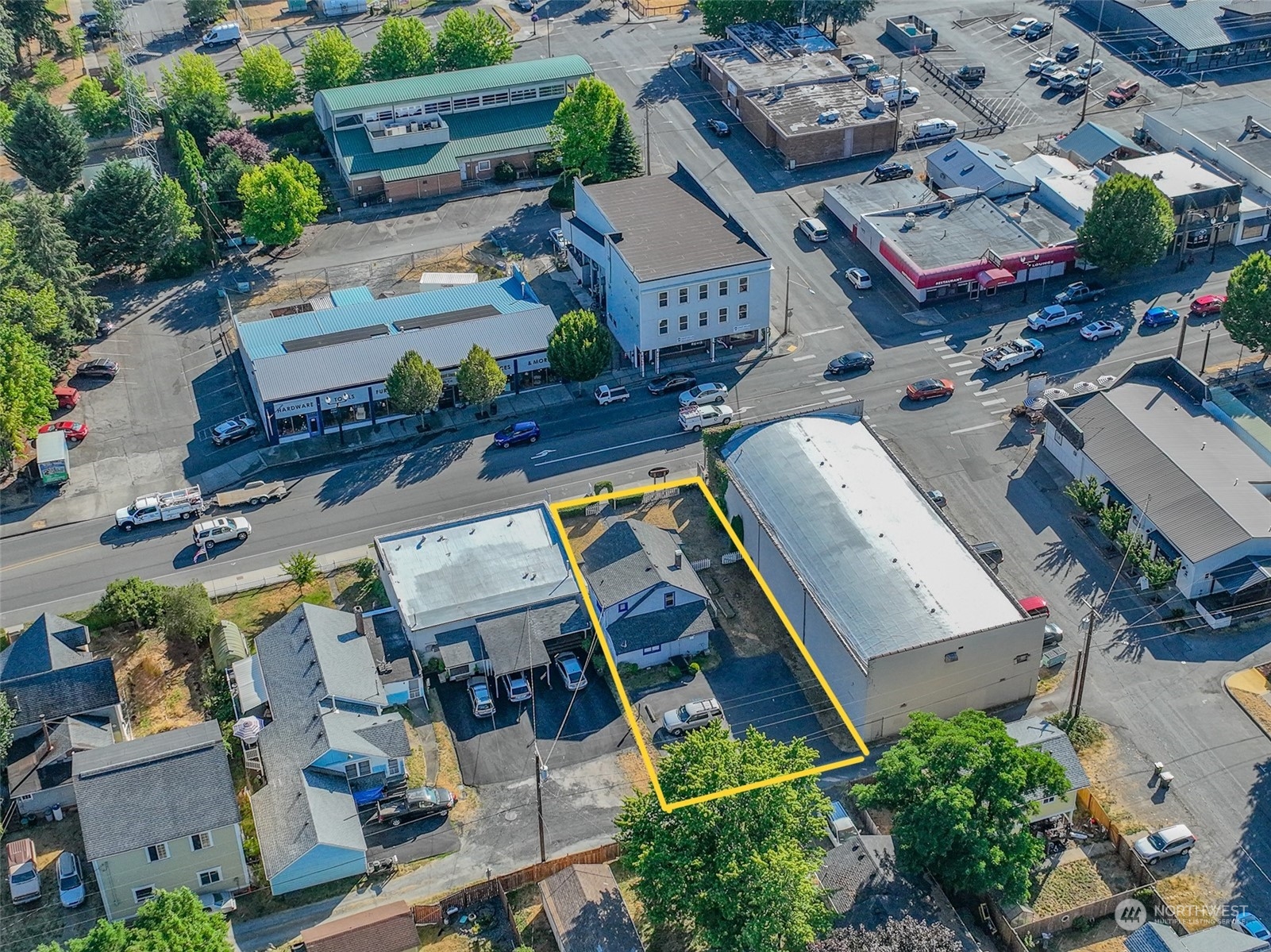 204 Yelm Avenue E