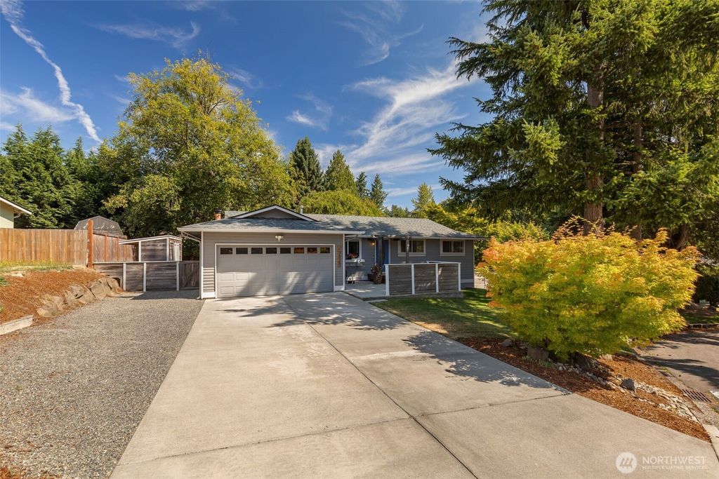 Photo of 13020 SE 237th Court, Kent, WA 98031 (MLS # 2415682)