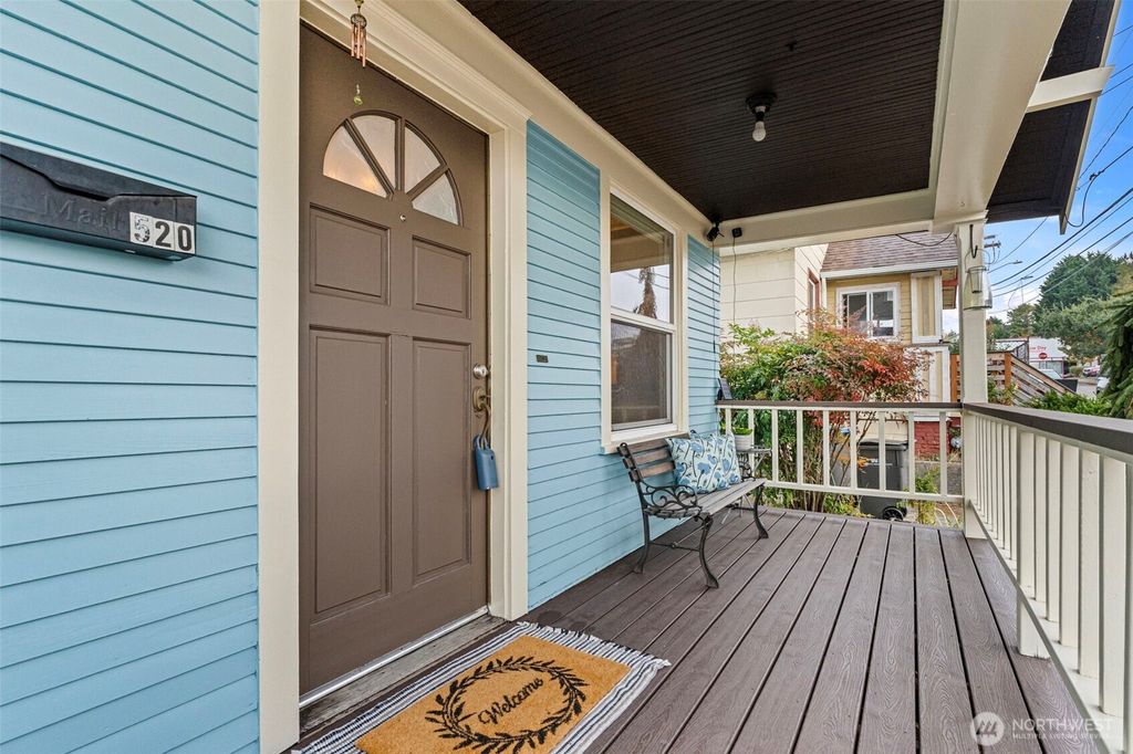 Photo of 520 Dr ML King Way, Bremerton, WA 98337 (MLS # 2444074)