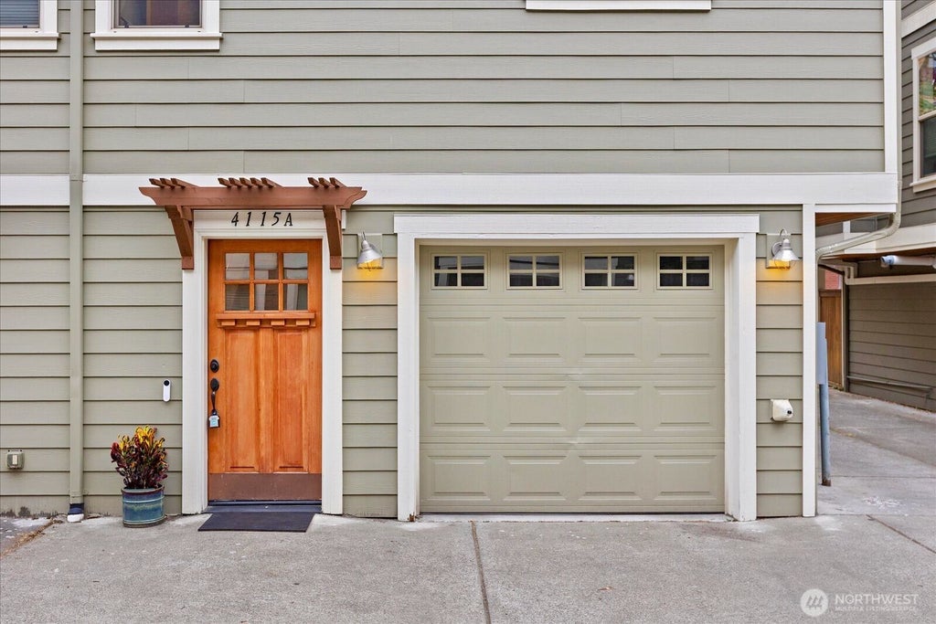 Photo of 4115 42nd Avenue SW #A, Seattle, WA 98116 (MLS # 2586152)