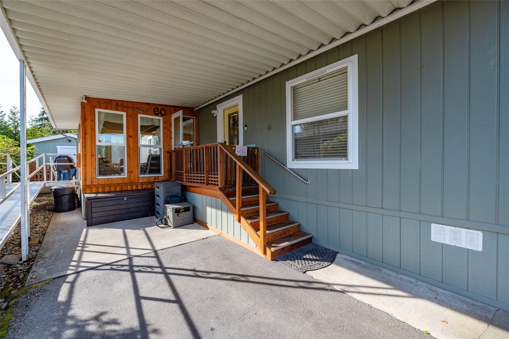 Photo of 2725 E Fir Street Street #60, Mount Vernon, WA 98273 (MLS # 2595031)