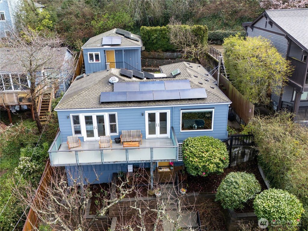 Photo of 5320 47th Avenue SW, Seattle, WA 98136 (MLS # 2493190)