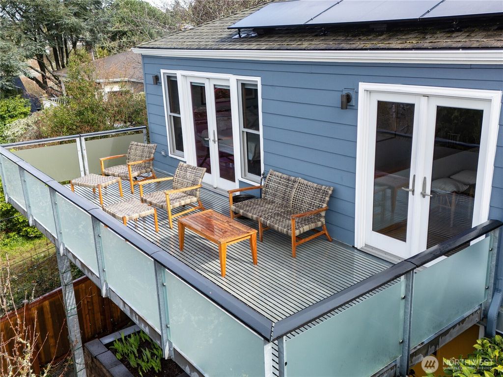 Photo of 5320 47th Avenue SW, Seattle, WA 98136 (MLS # 2493190)