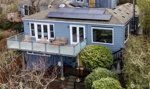 Photo of 5320 47th Avenue SW, Seattle, WA 98136 (MLS # 2493190)