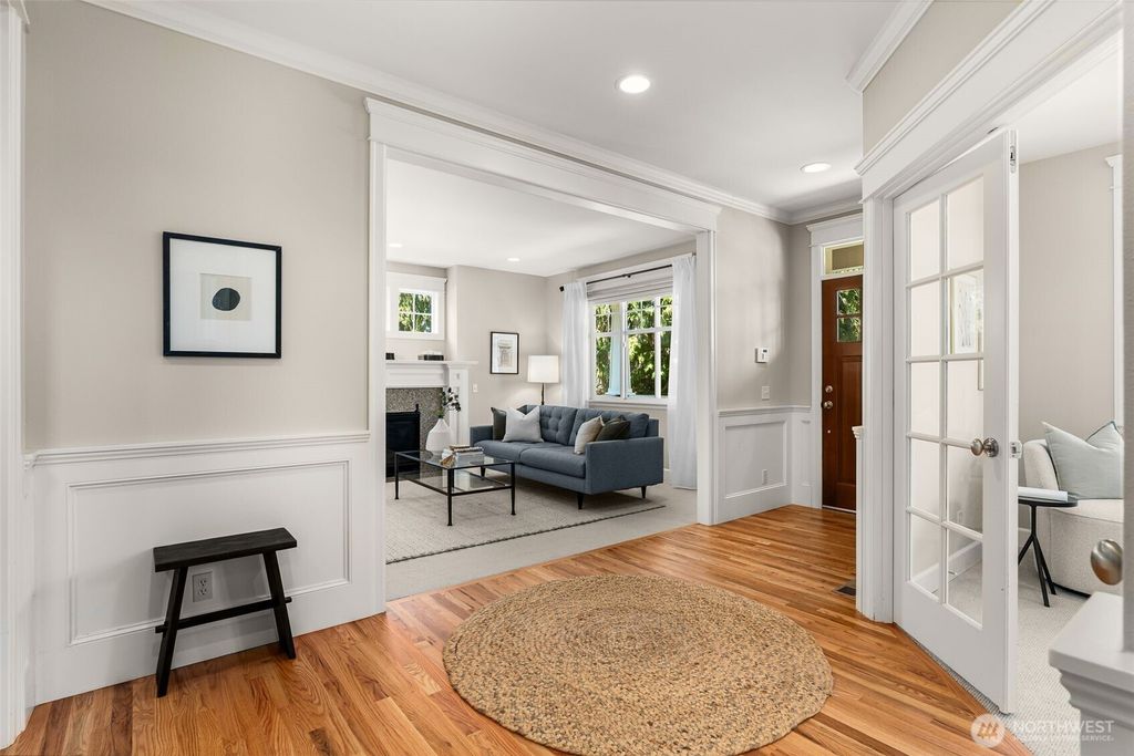 Photo of 1217 NE 90th Street, Seattle, WA 98115 (MLS # 2324122)