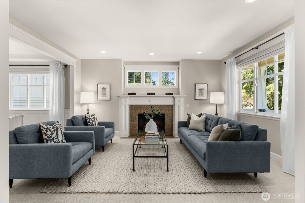 Photo of 1217 NE 90th Street, Seattle, WA 98115 (MLS # 2324122)