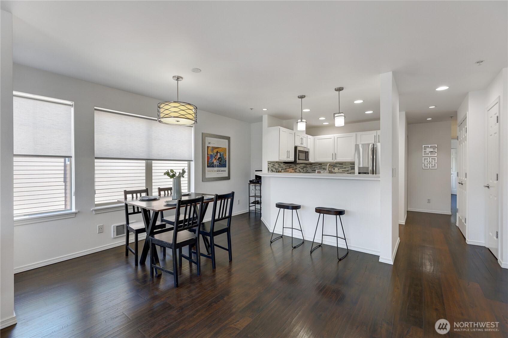 4026 Stone Way N 501