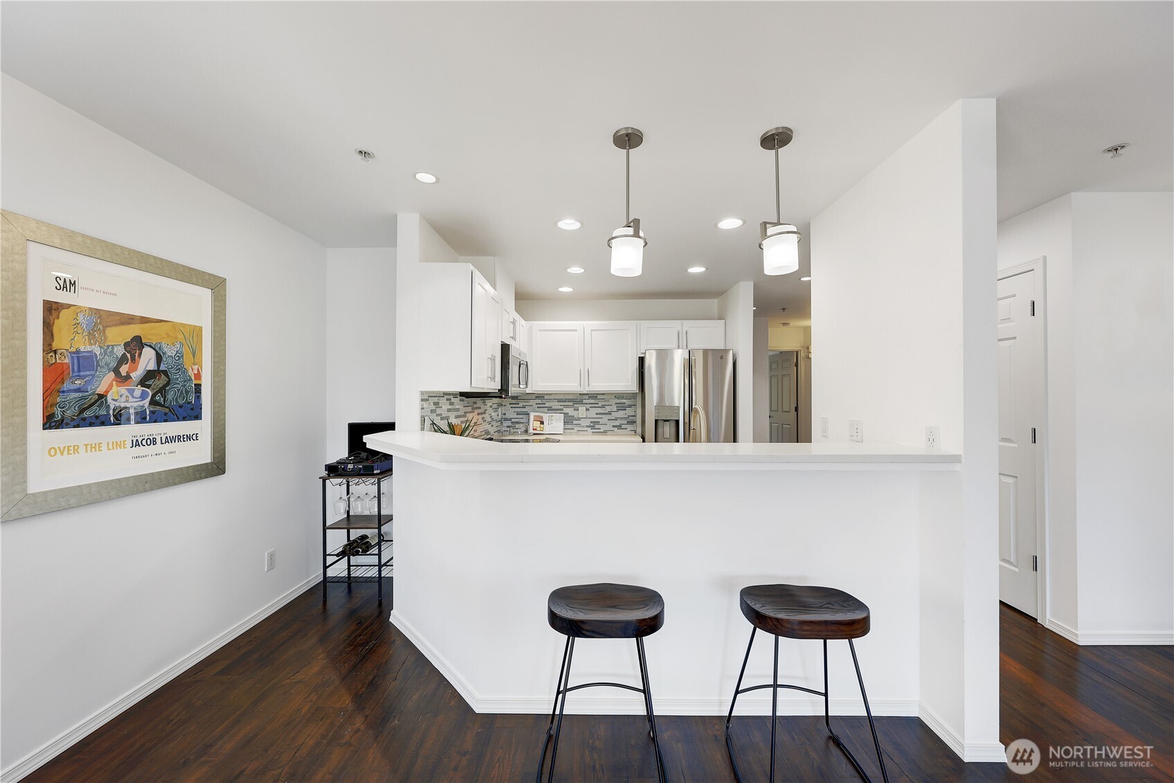 4026 Stone Way N 501