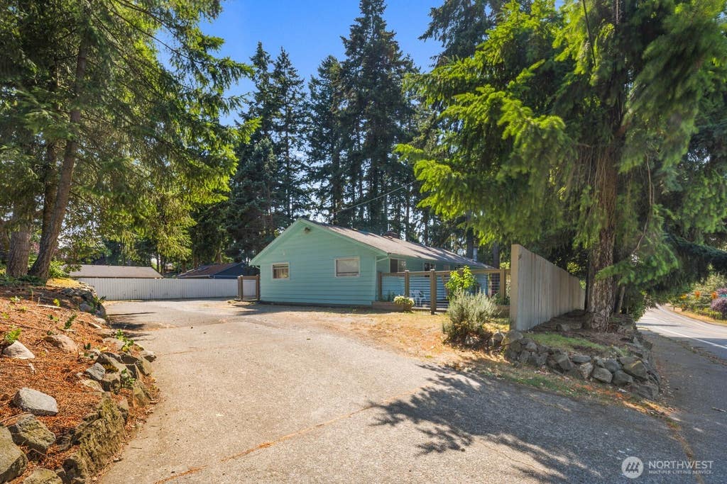 Photo of 3421 S 288th Street, Auburn, WA 98001 (MLS # 2554076)