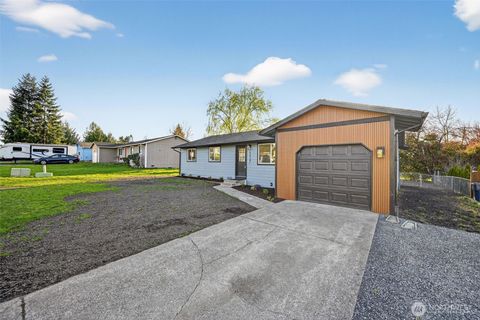 Photo of 6628 66th Drive NE, Marysville, WA 98270 (MLS # 2498586)