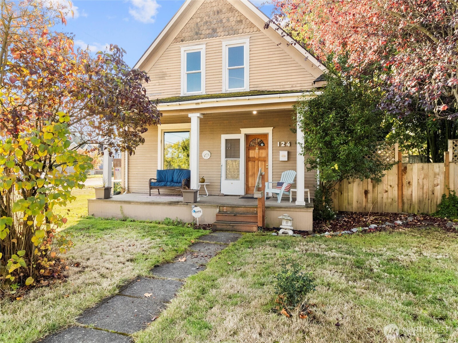 124 E 37th Street