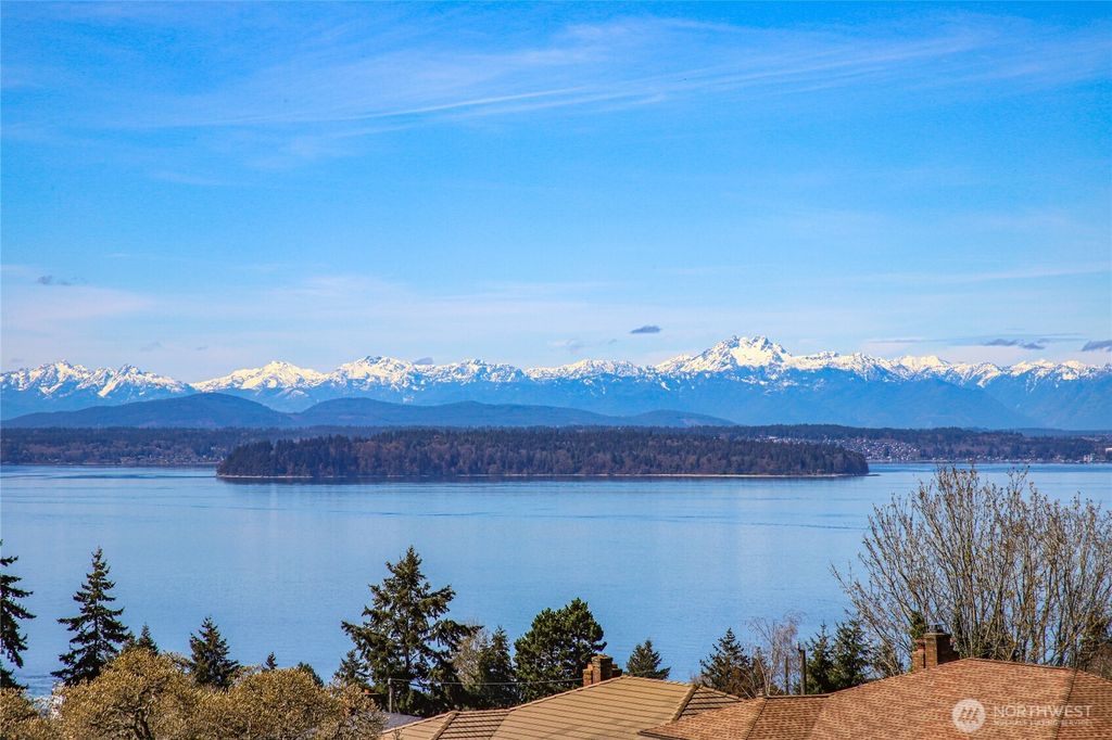 Photo of 9009 39th Avenue SW, Seattle, WA 98136 (MLS # 2353895)
