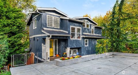 Photo of 2708 NE 98th Street, Seattle, WA 98115 (MLS # 2521450)