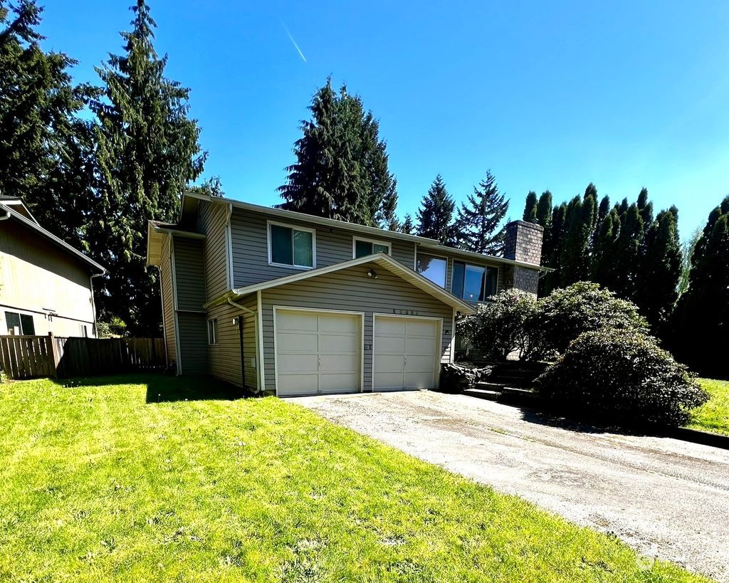 Photo of 33820 37th Avenue SW, Federal Way, WA 98023 (MLS # 2237273)