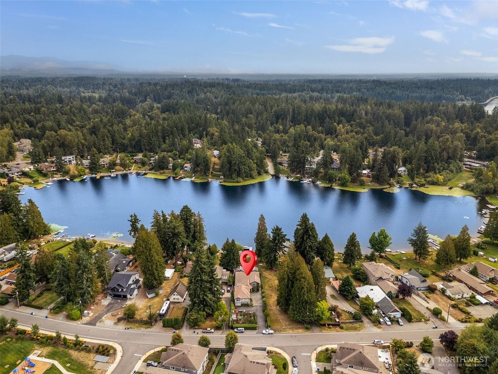 Photo of 17451 SE 192nd Drive, Renton, WA 98058 (MLS # 2426318)