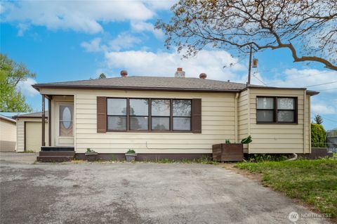 Photo of 4413 Terrace Heights Drive, Yakima, WA 98901 (MLS # 2506093)