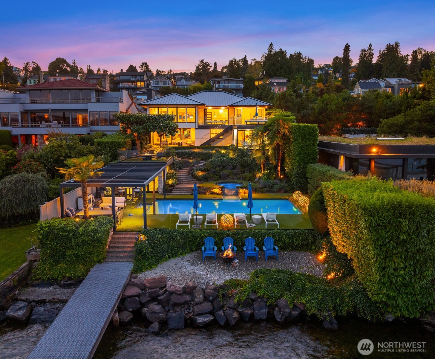 808 Lakeside Avenue S