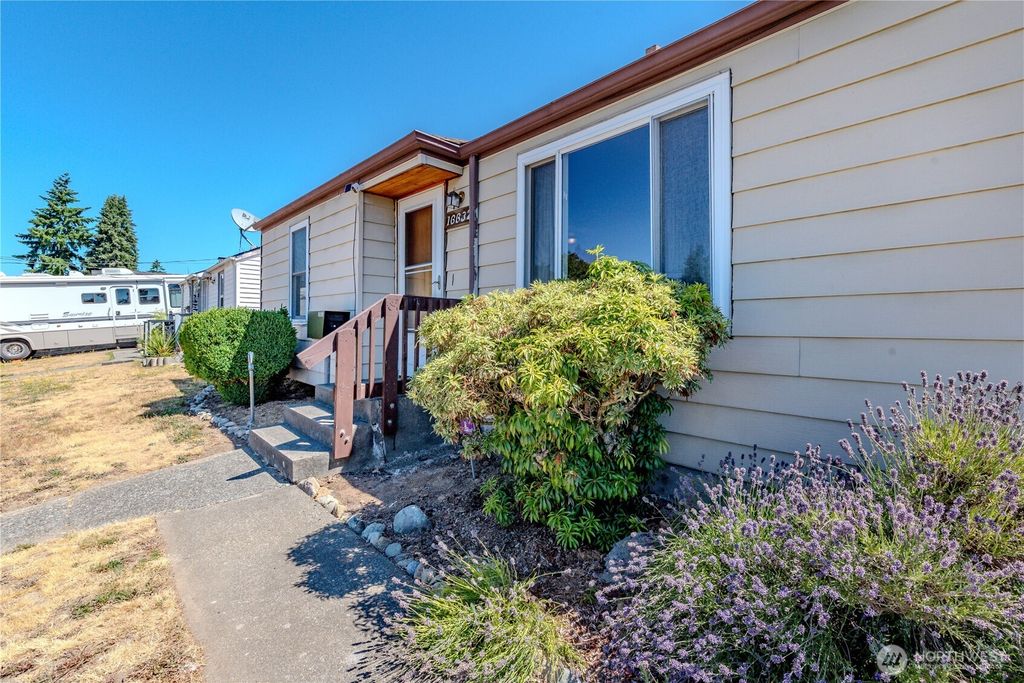 Photo of 16632 35th Avenue S, SeaTac, WA 98188 (MLS # 2414773)