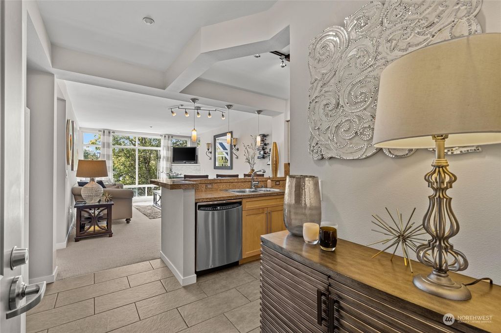 Photo of 211 Kirkland Avenue #309, Kirkland, WA 98033 (MLS # 2223356)