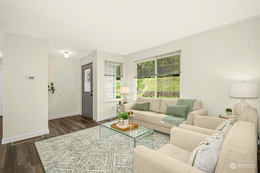 Photo of 15012 205th Avenue SE, Renton, WA 98059 (MLS # 2064418)