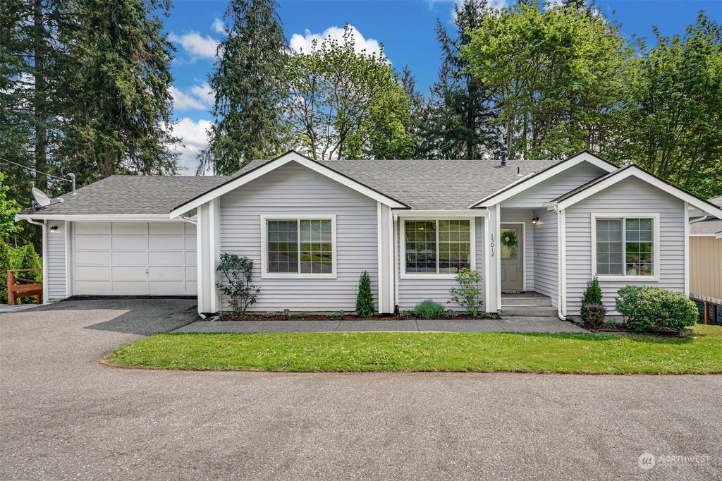 Photo of 15012 205th Avenue SE, Renton, WA 98059 (MLS # 2064418)