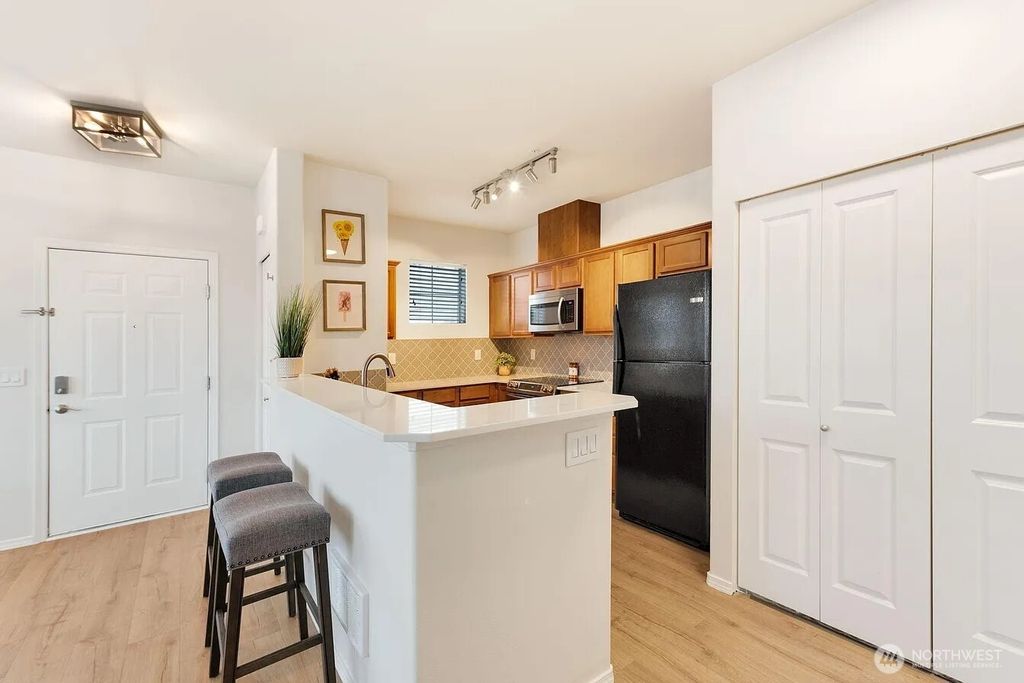 Photo of 14915 38th Drive SE #EE2029, Bothell, WA 98012 (MLS # 2487334)