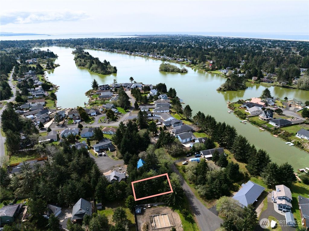 Photo of 336 Lake Bay Loop SE, Ocean Shores, WA 98569 (MLS # 2508077)