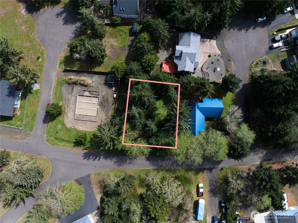 Photo of 336 Lake Bay Loop SE, Ocean Shores, WA 98569 (MLS # 2508077)