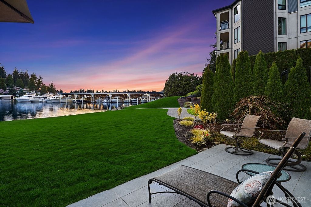 Photo of 101 101st Avenue SE #B102, Bellevue, WA 98004 (MLS # 2352983)