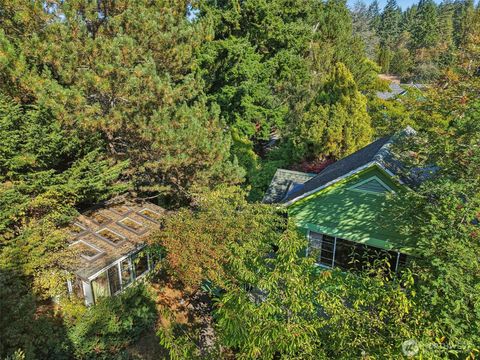 Photo of 16261 12th Avenue NE, Shoreline, WA 98155 (MLS # 2441390)
