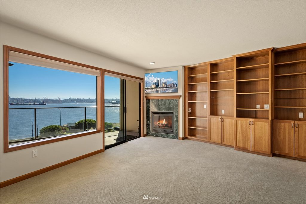 Photo of 1221 Harbor Avenue SW #405, Seattle, WA 98116 (MLS # 1951943)