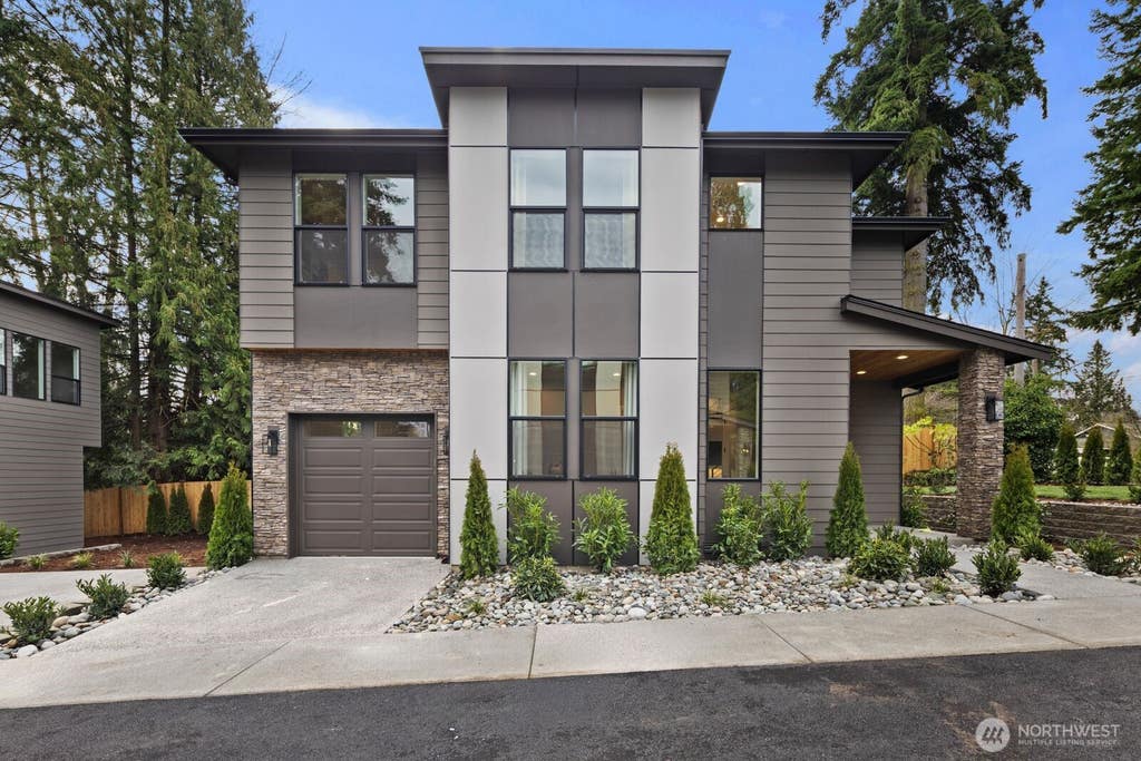 Photo of 5014 114th Avenue NE #1, Kirkland, WA 98033 (MLS # 2560094)