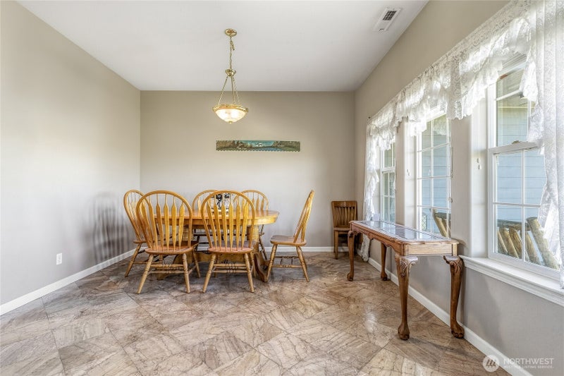 219 Reeds Road
