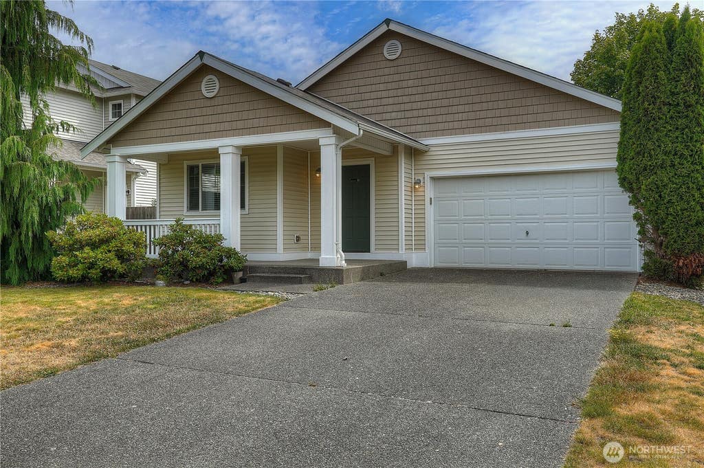 Photo of 17821 36th Avenue E, Tacoma, WA 98446 (MLS # 2556793)