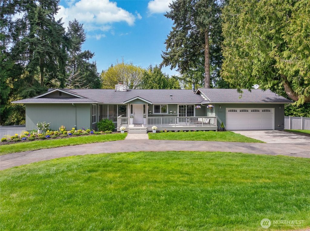 Photo of 17108 17th Avenue W, Lynnwood, WA 98037 (MLS # 2506360)