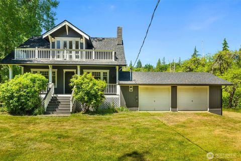 Photo of 6928 View Park Rd Rd SE, Port Orchard, WA 98367 (MLS # 2396843)
