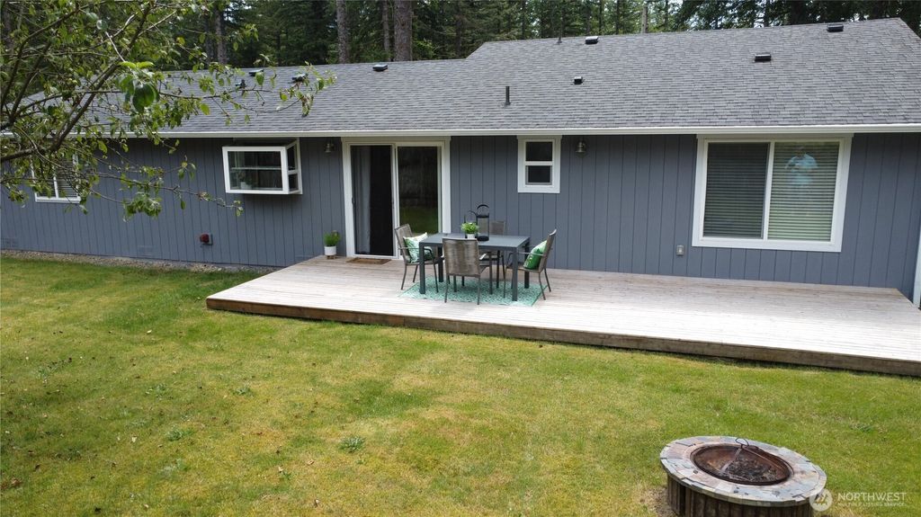 Photo of 17245 430th Avenue SE, North Bend, WA 98045 (MLS # 2355644)