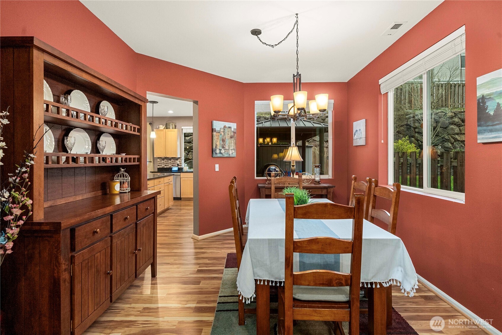 6718 Montevista Drive SE