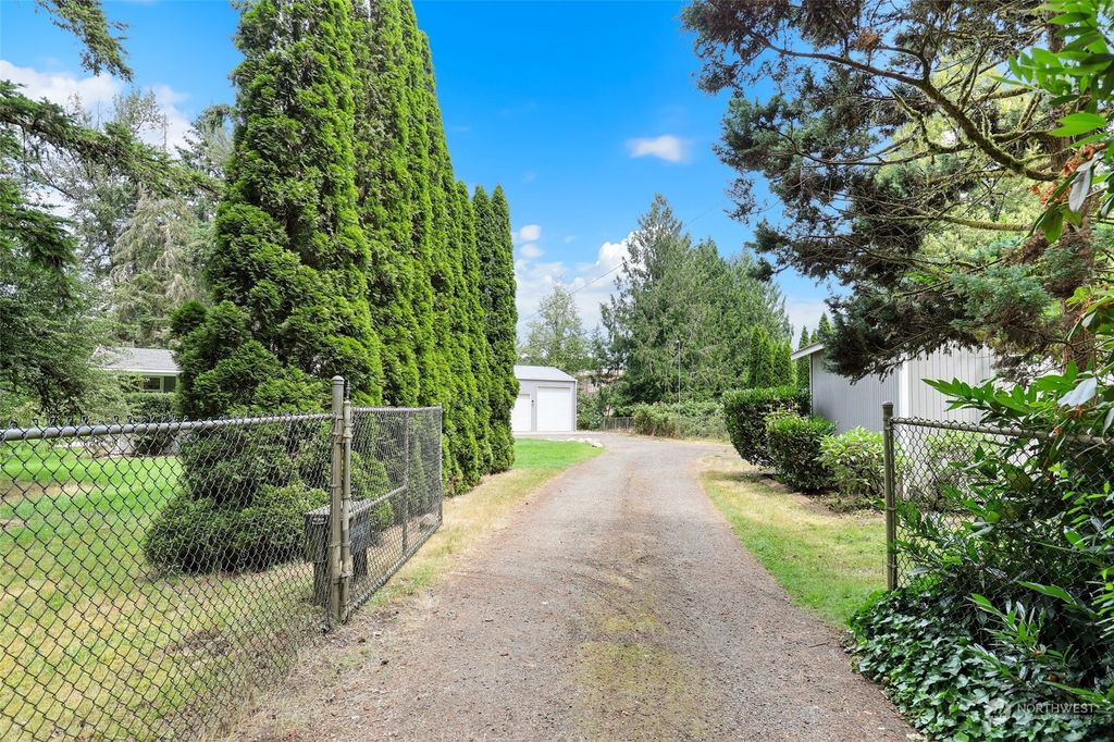 Photo of 21812 230th Avenue SE, Maple Valley, WA 98038 (MLS # 2266940)
