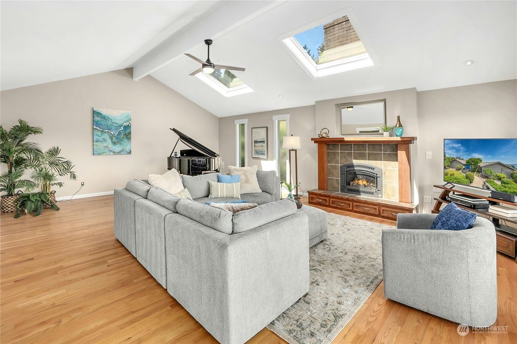 Photo of 2430 169th Place SE, Bellevue, WA 98008 (MLS # 2237095)