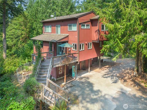 Photo of 2237 Ivy Street, Port Townsend, WA 98368 (MLS # 2568333)