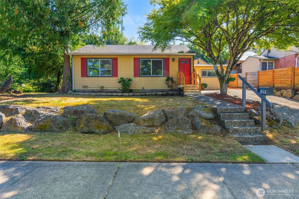 Photo of 7051 S 125th Street, Seattle, WA 98178 (MLS # 2415236)