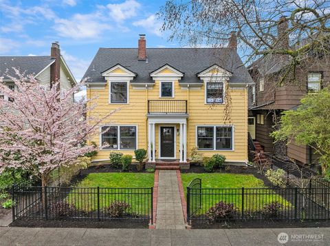 5260 18th Avenue NE Seattle WA 98105