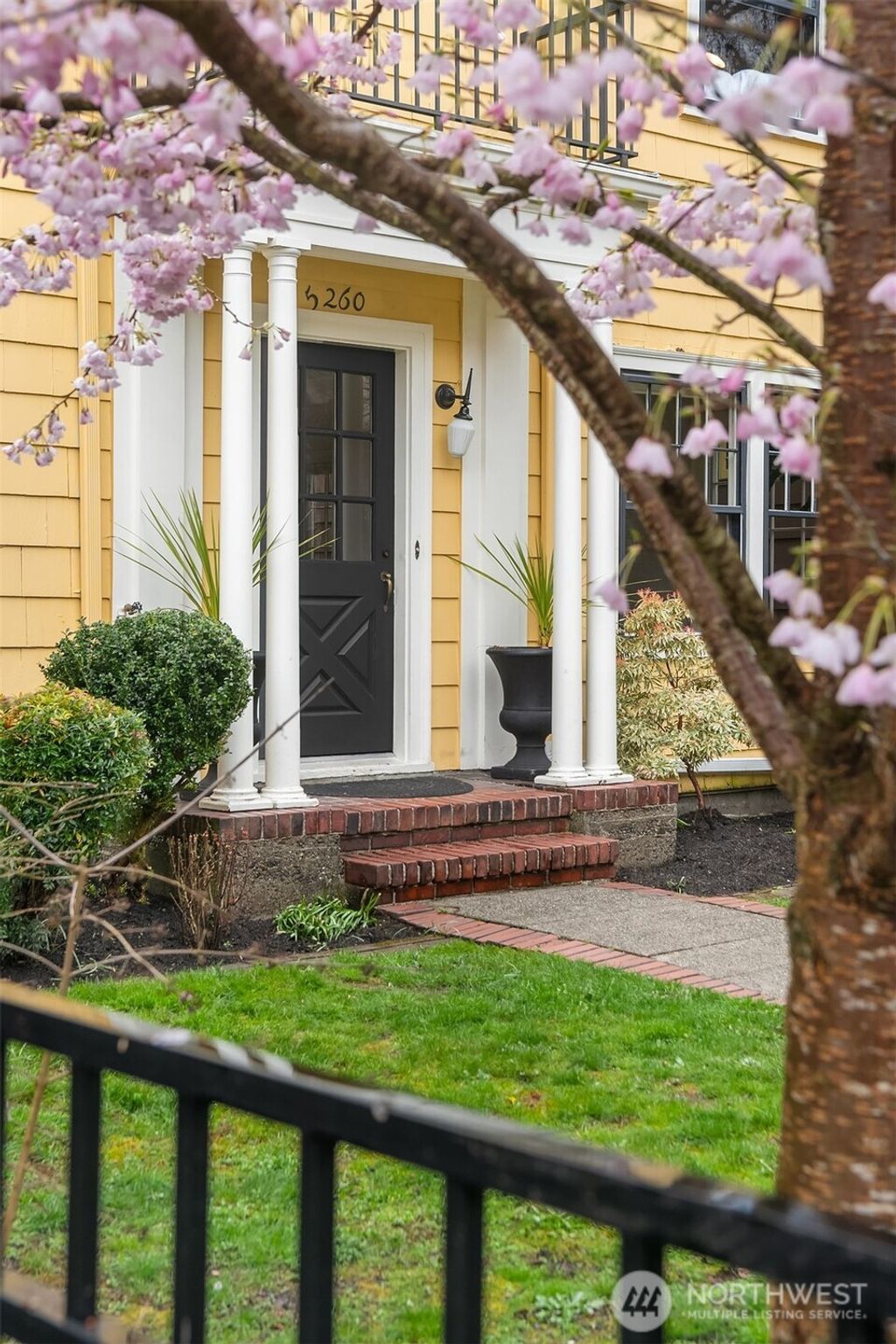 Photo of 5260 18th Avenue NE, Seattle, WA 98105 (MLS # 2497477)